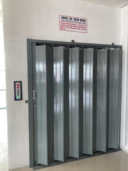 Brickwall Goodshoist type 1 (13)